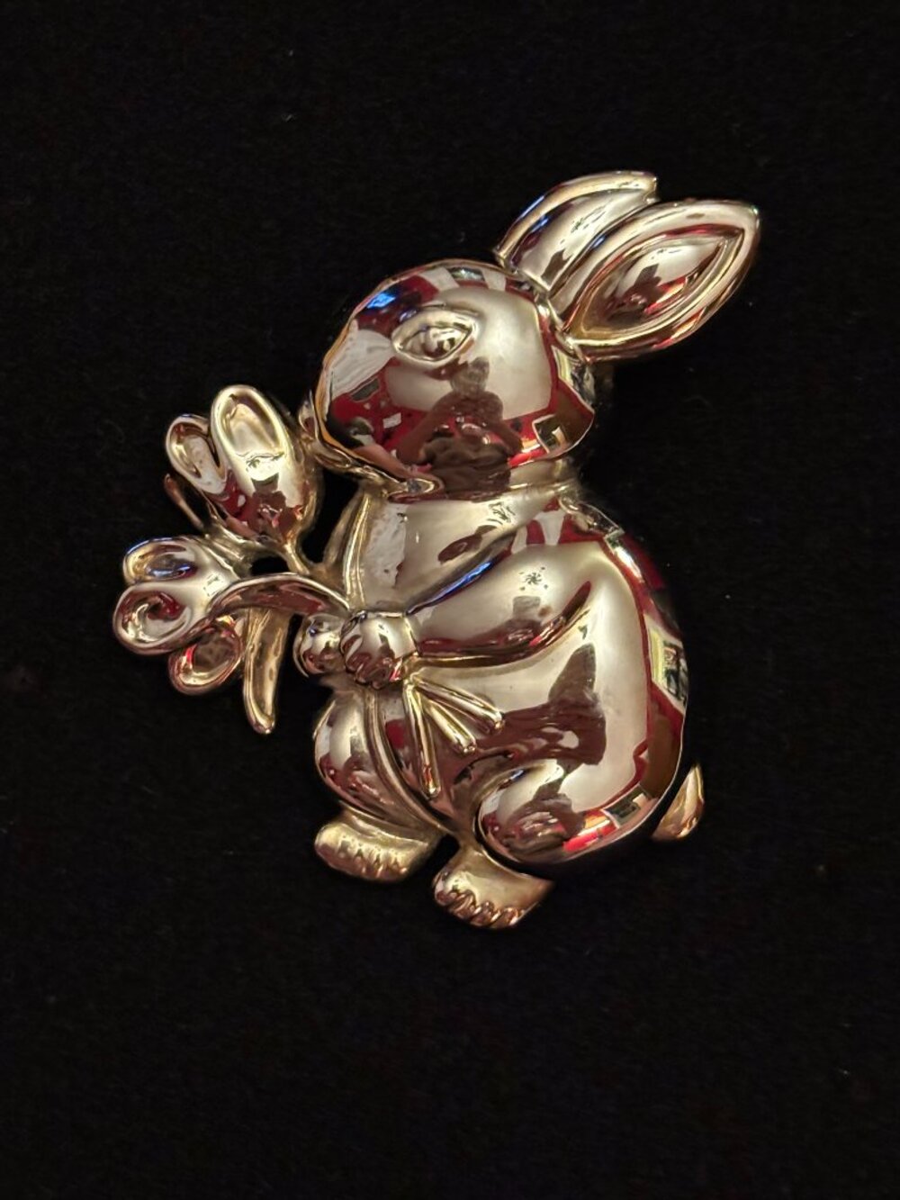 Vintage MJ Silver Chunky Heavy Bunny Rabbit Pin Brooch Pendant